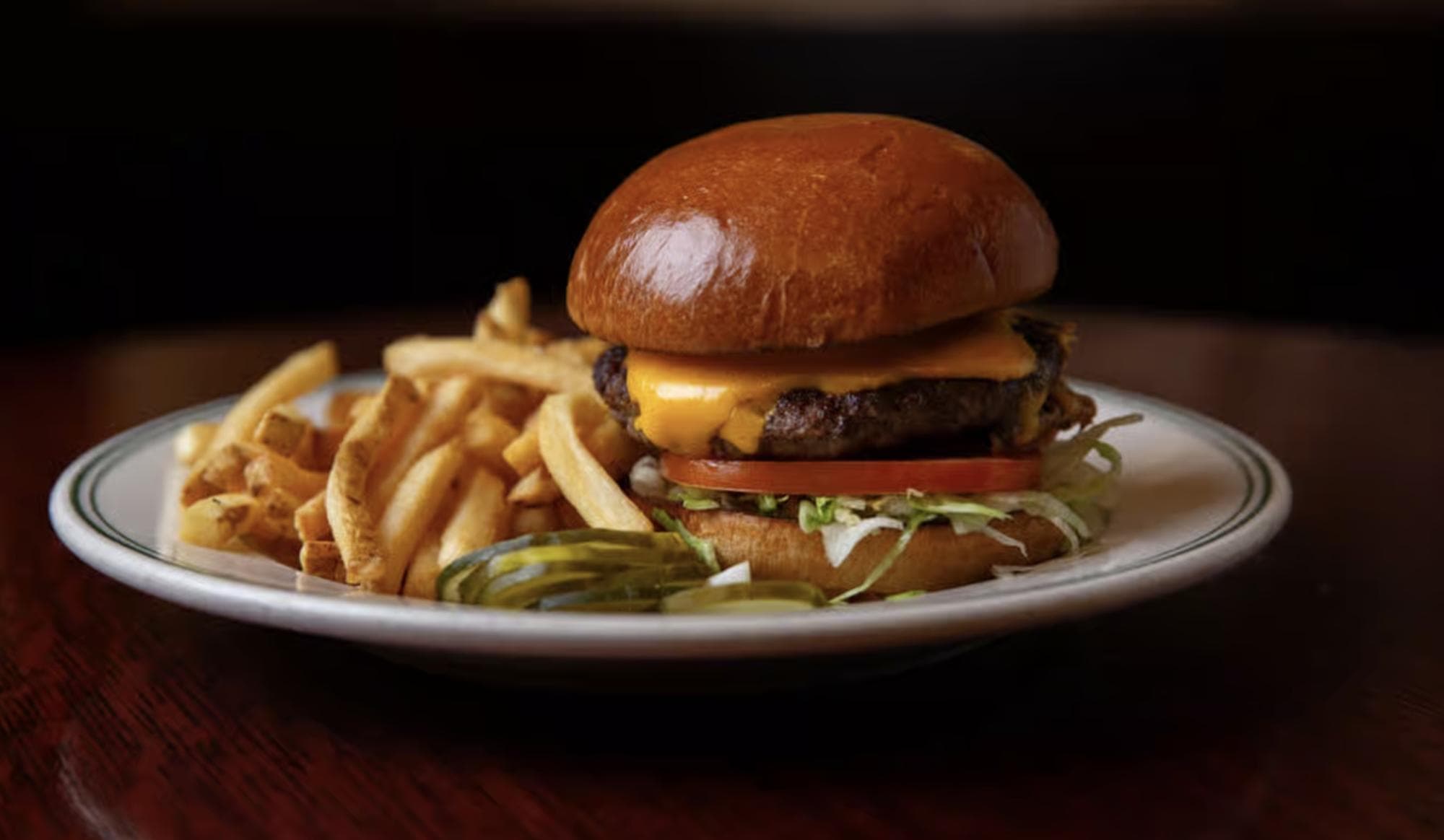 image of Classic Cheeseburger*